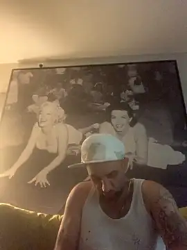 Snapshot of Hothotboyg chatting on November 13, 2025, 1:53 am Hothotboyg online show from November 13, 2025, 1:53 am