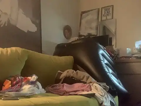 Snapshot of Hothotboyg chatting on September 12, 2025, 3:06 am Hothotboyg online show from September 12, 2025, 3:06 am