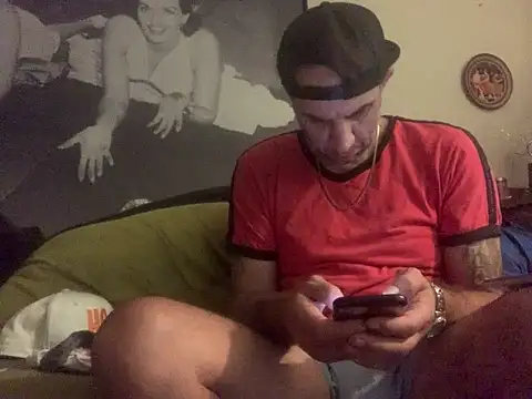 Snapshot of Hothotboyg chatting on September 24, 2025, 10:55 am Hothotboyg online show from September 24, 2025, 10:55 am