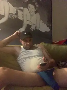 Snapshot of Hothotboyg chatting on October 23, 2025, 12:31 am Hothotboyg online show from October 23, 2025, 12:31 am