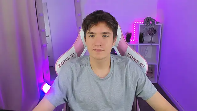 Ethan Rivers online show from September 17, 2025, 5:42 am