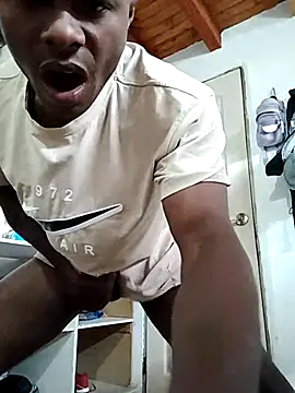  yefez online show from April 17, 2026, 5:05 pm