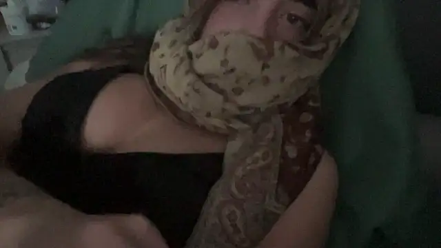 Snapshot of Mellywelly chatting on February 15, 2026, 11:03 pm Mellywelly online show from February 15, 2026, 11:03 pm