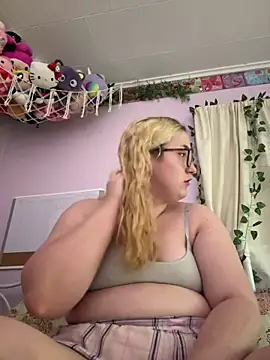 Snapshot of imawhorenslut19 chatting on June 6, 2026, 2:28 am imawhorenslut19 online show from June 6, 2026, 2:28 am