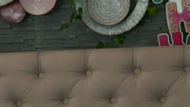 VannyFoxx online show from January 6, 2026, 8:13 pm