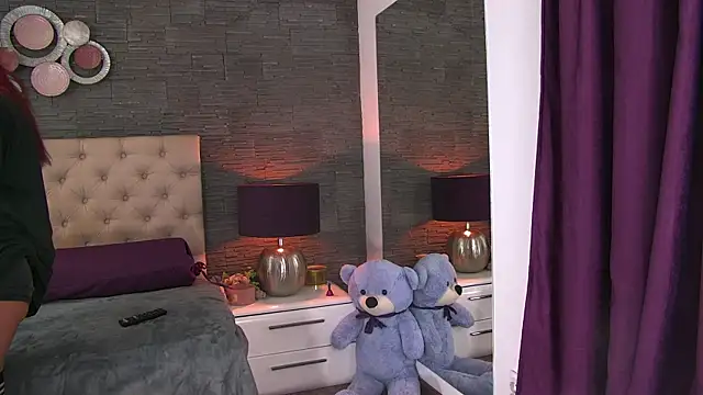 Snapshot of VannyFoxx chatting on May 24, 2026, 3:56 pm VannyFoxx online show from May 24, 2026, 3:56 pm
