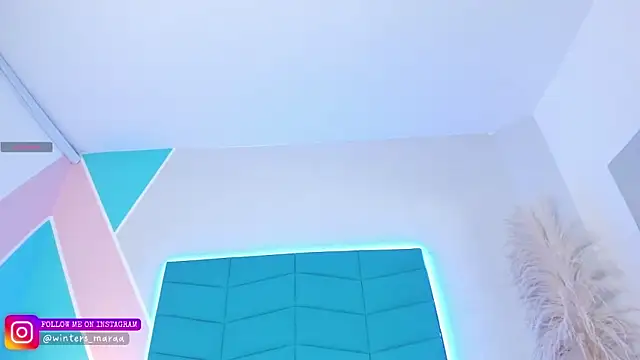 mara winters  online show from November 18, 2025, 12:30 pm