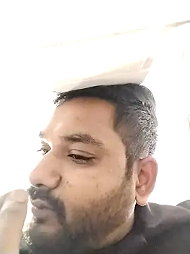 avi007p online show from December 14, 2025, 10:54 am