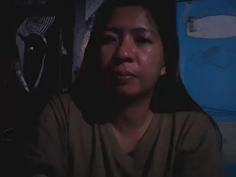 Snapshot of Prettymauixx chatting on February 11, 2026, 2:17 pm Prettymauixx online show from February 11, 2026, 2:17 pm