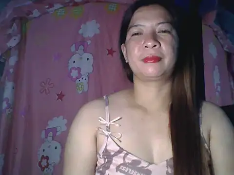 Snapshot of Prettymauixx chatting on July 12, 2026, 2:18 pm Prettymauixx online show from July 12, 2026, 2:18 pm