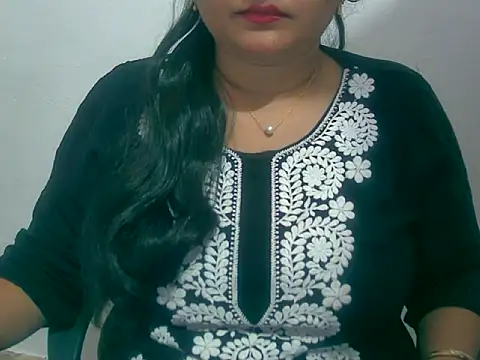 Saniya K online show from November 21, 2025, 4:06 pm