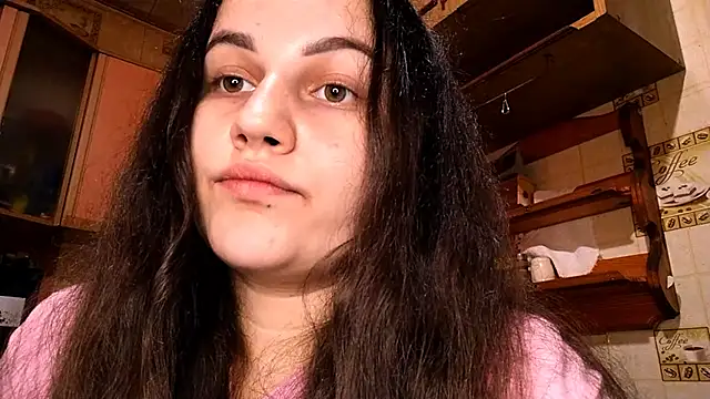 DierdreCousineau online show from October 31, 2025, 11:18 am