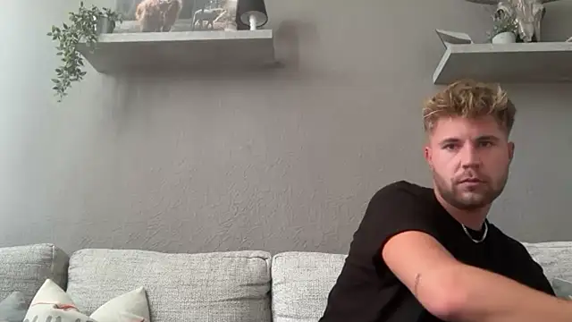 RioBlaze online show from September 20, 2025, 12:54 pm