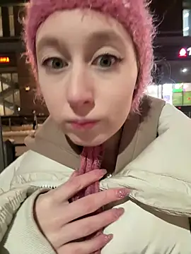 FroggyAnna online show from January 14, 2026, 5:05 pm