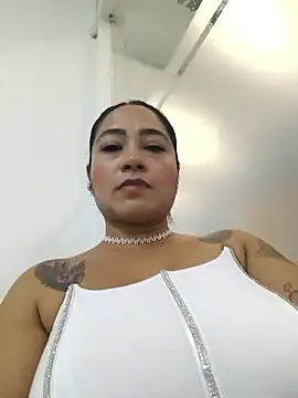 julieta evanns1 online show from January 9, 2026, 8:16 pm