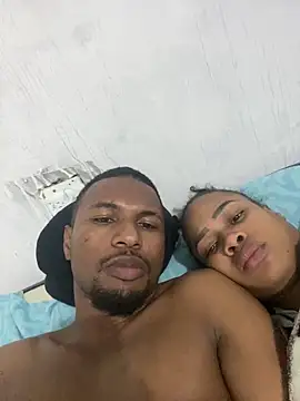 sexy-colombiana online show from April 25, 2026, 3:31 am