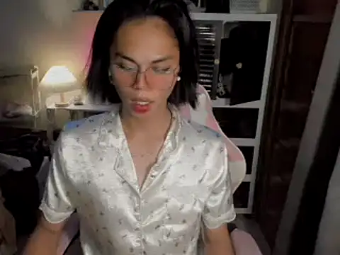 uralexa xxx18 online show from September 23, 2025, 3:08 pm