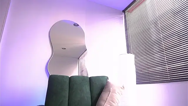 Snapshot of a_Malgosia_mako chatting on October 15, 2025, 3:20 pm a Malgosia mako online show from October 15, 2025, 3:20 pm