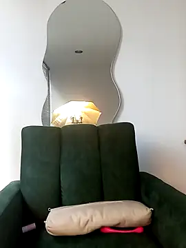 Snapshot of a_Malgosia_mako chatting on October 22, 2025, 4:17 pm a Malgosia mako online show from October 22, 2025, 4:17 pm