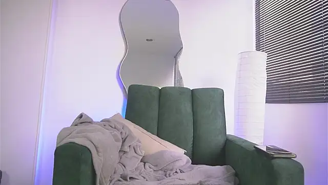 Snapshot of a_Malgosia_mako chatting on October 5, 2025, 5:47 pm a Malgosia mako online show from October 5, 2025, 5:47 pm