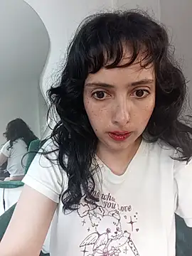 Snapshot of a_Malgosia_mako chatting on October 27, 2025, 3:02 pm a Malgosia mako online show from October 27, 2025, 3:02 pm