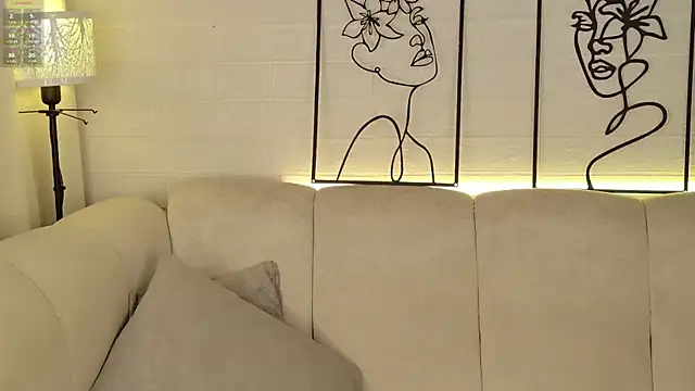 VioletBlacke  online show from January 16, 2026, 1:04 pm