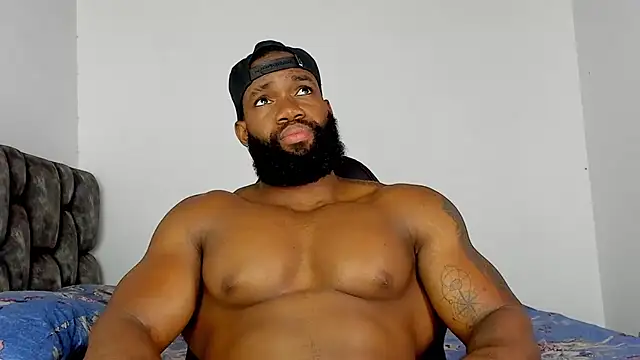 Snapshot of james_musclebbc chatting on December 17, 2025, 3:11 am james musclebbc online show from December 17, 2025, 3:11 am