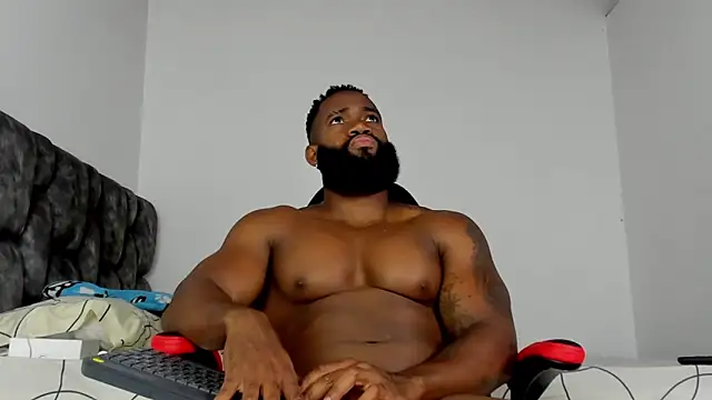 Snapshot of james_musclebbc chatting on February 15, 2026, 5:23 pm james musclebbc online show from February 15, 2026, 5:23 pm