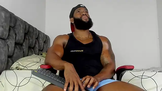 james musclebbc online show from October 3, 2025, 12:39 pm