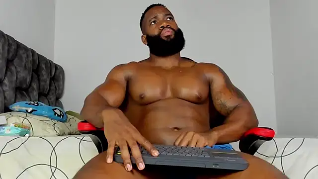 Snapshot of james_musclebbc chatting on February 3, 2026, 2:53 am james musclebbc online show from February 3, 2026, 2:53 am