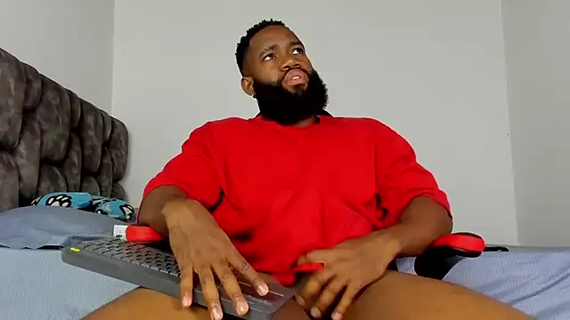 Snapshot of james_musclebbc chatting on February 23, 2026, 5:52 am james musclebbc online show from February 23, 2026, 5:52 am