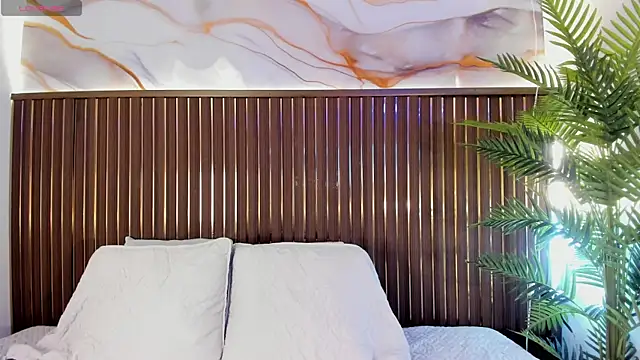 Roxie-NS online show from March 22, 2026, 1:12 pm