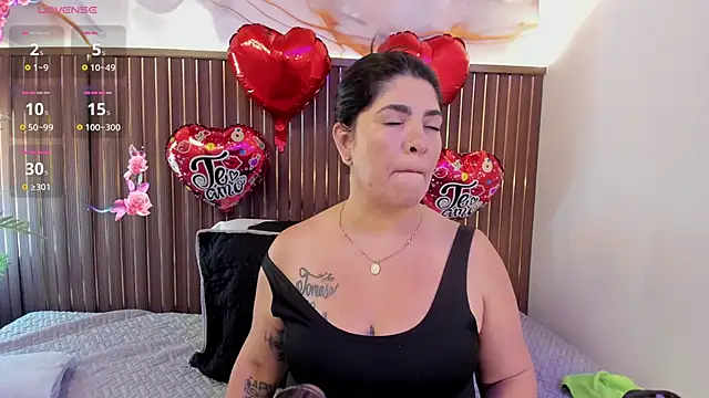 Roxie-NS online show from February 15, 2026, 12:48 pm