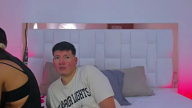 ZoeandEthan online show from September 26, 2025, 6:37 pm