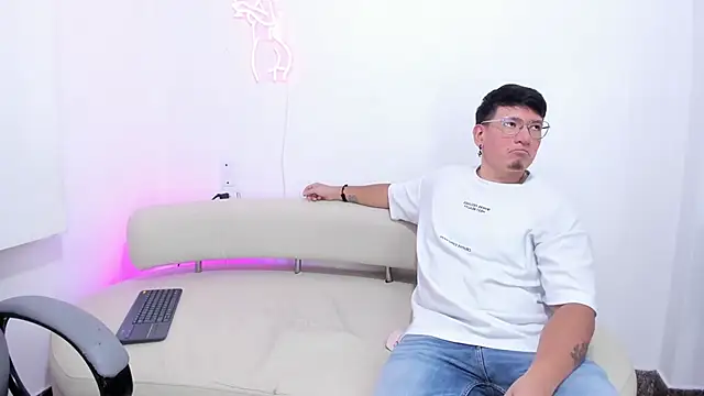 ZoeandEthan online show from September 11, 2025, 6:08 pm