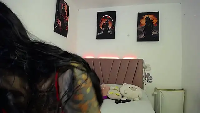 Liahdiaz  online show from June 25, 2026, 4:34 pm
