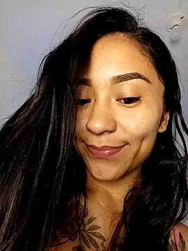 Snapshot of Liahdiaz_ chatting on March 13, 2026, 4:01 pm Liahdiaz online show from March 13, 2026, 4:01 pm