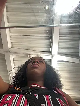 LicyEvans1 online show from February 11, 2026, 7:36 pm