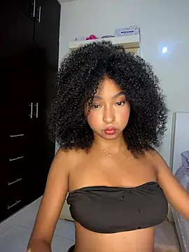 Alison-Jackson online show from January 17, 2026, 1:20 am