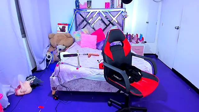 Luna Analya online show from March 13, 2026, 1:54 am