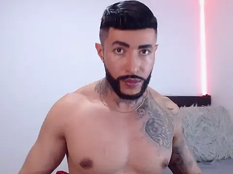 Snapshot of andrea_de_lucaa chatting on October 23, 2025, 3:49 am andrea de lucaa online show from October 23, 2025, 3:49 am