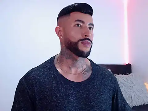 Snapshot of andrea_de_lucaa chatting on October 14, 2025, 5:19 am andrea de lucaa online show from October 14, 2025, 5:19 am