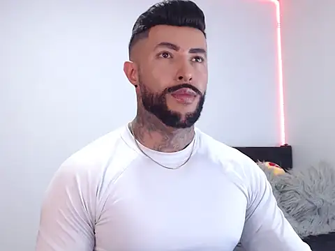 Snapshot of andrea_de_lucaa chatting on September 13, 2025, 4:45 am andrea de lucaa online show from September 13, 2025, 4:45 am