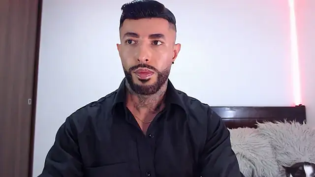 andrea de lucaa online show from January 8, 2026, 3:34 am