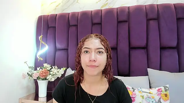 megannherrera online show from October 9, 2025, 12:06 pm