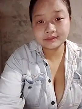 Snapshot of girl-babi chatting on February 18, 2026, 2:42 am girl-babi online show from February 18, 2026, 2:42 am