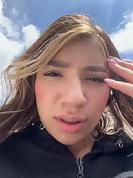 Snapshot of Isabella18_pink chatting on June 4, 2026, 5:28 pm Isabella18 pink online show from June 4, 2026, 5:28 pm