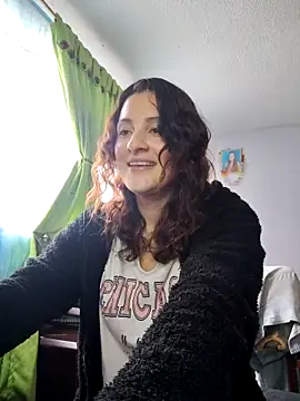 lindasyt online show from October 6, 2025, 3:13 pm