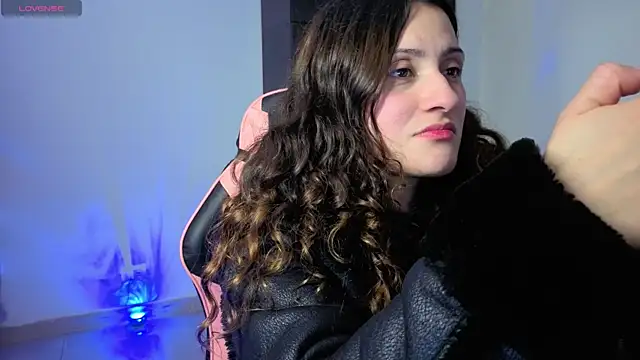 lindasyt online show from July 26, 2026, 11:55 pm