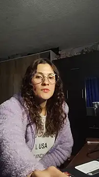 lindasyt online show from February 19, 2026, 4:53 am